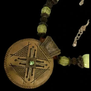 Women's Fashion Olive Green Rhinestone Metallic Pendant and Beaded Necklace